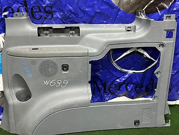 Обшивка багажника Mercedes-Benz 2005 г., Б/у, Оригинал, Япония
