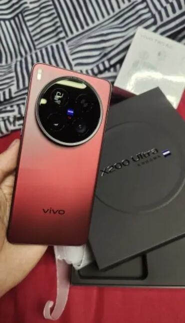 fly bird телефон: Vivo X200, 256 ГБ, цвет - Красный