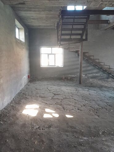 Həyət evləri və villaların satışı: 3 otaqlı, 135 kv. m, Orta təmir — 15