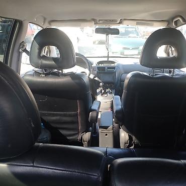 два авто: Mitsubishi Space Wagon: 1999 г., 2.4 л, Механика, Бензин, Минивэн — 2