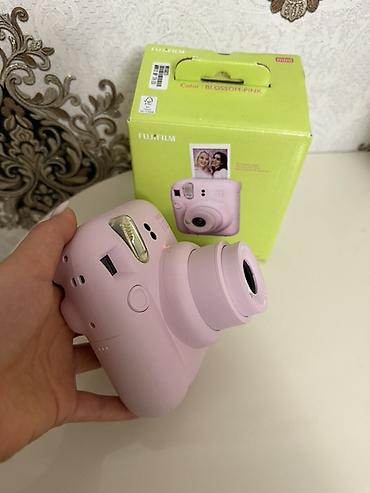 uz masaj aparatı: Fujifilm Instax Mini 12 – Blossom Pink rəngində ani fotoaparat — 2