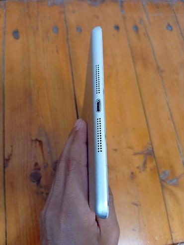 айфон мини: Планшет, Apple, память 32 ГБ, 7" - 8", Wi-Fi, Б/у, Классический цвет - Белый — 5