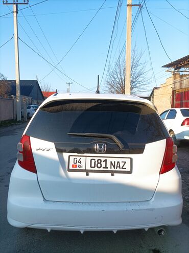 Honda: Honda Fit: 2011 г., 1.5 л, Автомат, Бензин, Хэтчбэк — 6