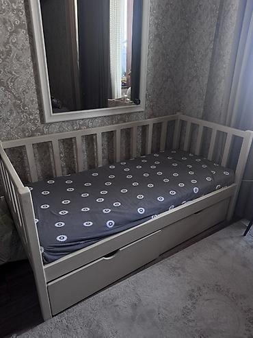 bunk bed: Детская односпальная кровать, Б/у, Для девочки, Для мальчика, С бортиком, Дерево, Самовывоз — 1