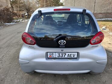 Toyota: Toyota Aygo: 2006 г., 1 л, Механика, Бензин