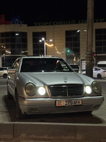 Mercedes-Benz: Продаю мерседес W210 Год выпуска 1996 Обьем 3.2 Мотор не дымит Коробка