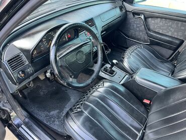 Mercedes-Benz: Mercedes-Benz C-Class: 1.8 l | 1995 il Sedan — 3