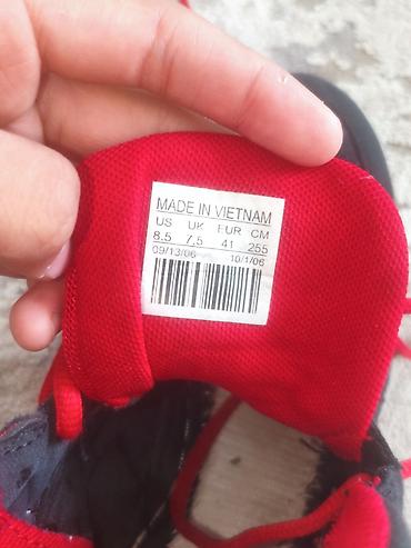 osiris d3: Кроссовки ASICS, чёрно‑красные, высокие. - Размер: US 8.5 / UK 7.5 / — 4