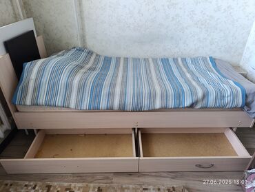 двухъярусная кровать цена в бишкеке: Односпальная кровать, Б/у, С матрасом, Дерево, длина - 200 см