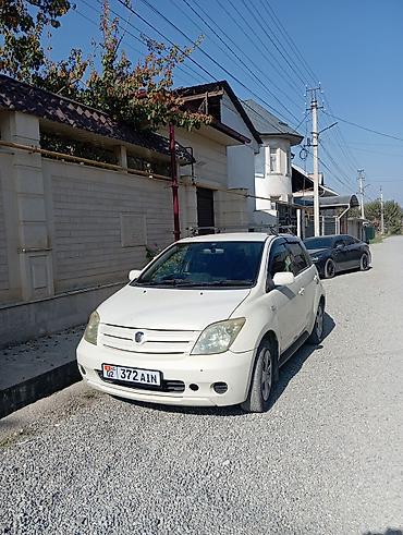 митсубиси спес стар: Toyota Ist: 2003 г., 1.5 л, Автомат, Бензин, Хэтчбэк — 1