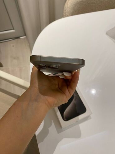Apple iPhone: IPhone 15 Pro Max, 256 GB, Natural Titanium, Face ID, Simsiz şarj — 8