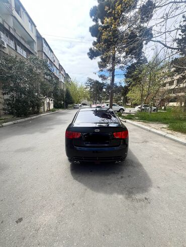 Kia: Kia Cerato: 2 l | 2011 il Sedan — 8