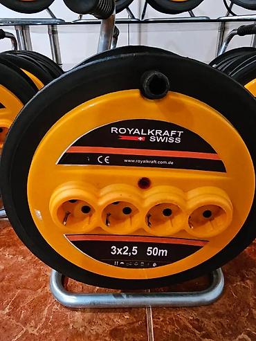 bacac diska: Produžni kabl na kalemu Royalkraft Swiss – 50 m - Dužina kabla: 50 m — 1
