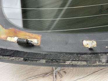 Стекла и комплектующие: Стекло Багажника Toyota, 2023 г., Б/у, Оригинал at lalafo.kg — 4 Стекла и комплектующие: Стекло Багажника Toyota, 2023 г., Б/у, Оригинал — 4