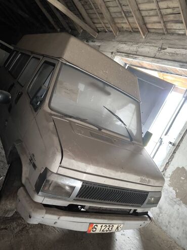 fiat: Fiat Ducato: 1991 г., 2.5 л, Механика, Бензин, Van