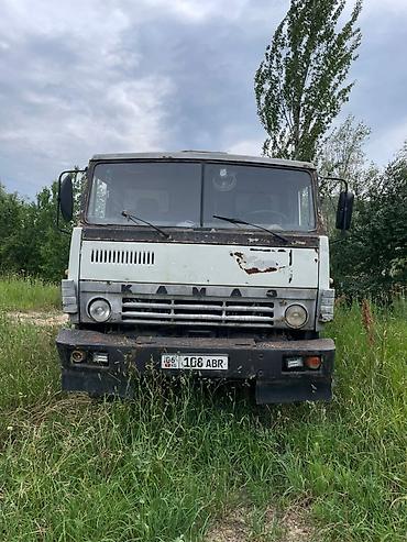 коробка мотор: Самосвал КамАЗ 6x4 - Конфигурация: трехосный, формула 6x4 - Кузов — 5