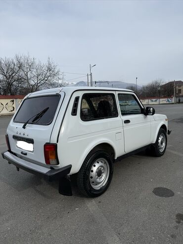 VAZ (LADA): Fikri ciddi və real alıcılar narahat etsin. Real alıcıya maşının — 5