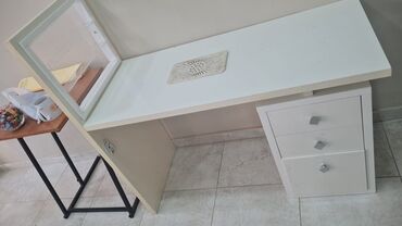 Manikür üçün masa lalafo.az -da Manikür üçün masa