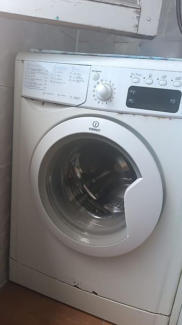 indesit: Indesit önyükləməli paltaryuyan maşın Zapcast kimi satilir. - Ön — 2