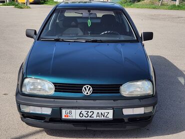 Транспорт: Volkswagen Golf: 1992 г., 1.8 л, Механика, Бензин, Хэтчбэк