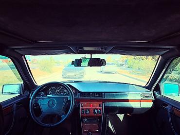 Продажа авто: Mercedes-Benz E-Class: 1995 г., 2.2 л, Механика, Бензин, Седан — 8
