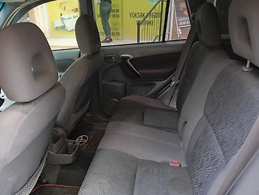 kombayn satisi: Toyota RAV4: 2 l | 2001 il Krossover — 9