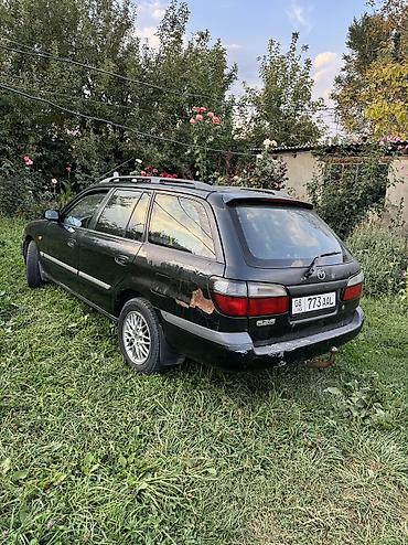 2 4 д: Mazda 626: 1999 г., 2 л, Механика, Бензин, Универсал — 3