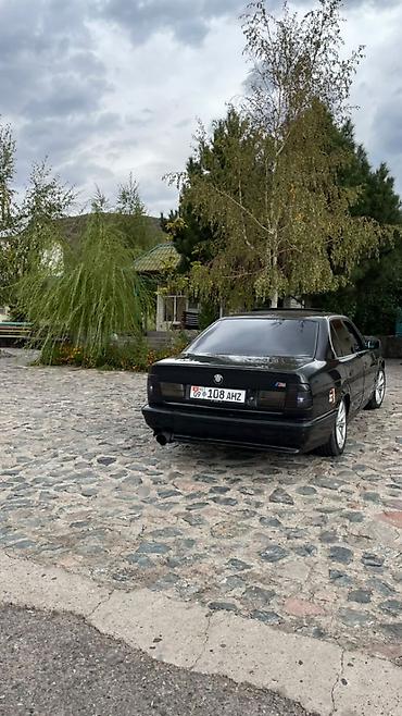 жорго мото: BMW 5 series: 1989 г., 2.5 л, Кол менен иштөөчү, Бензин, Седан — 3