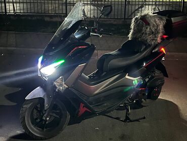 yamaha r1 цена бишкек: Макси скутер Yamaha, 180 куб. см, Бензин, Новый