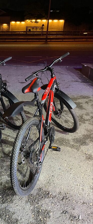 İdman velosipedləri: İşlənmiş Trek velosipedi Toba, 28", sürətlərin sayı: 7, Pulsuz çatdırılma