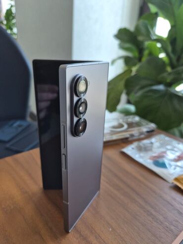 z fold 5 qiymeti: Samsung Galaxy Z Fold 4, 256 ГБ, цвет - Серый, Сенсорный