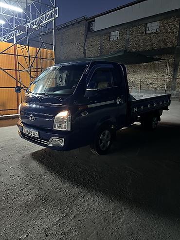 hongqi e qm5: Hyundai Porter (Porter II) бортовой малотоннажный грузовик - Кабина — 3