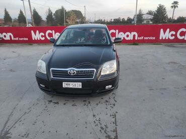 Toyota Avensis: 1.8 l. | 2004 year | Limousine