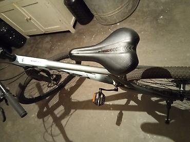 Dağ velosipedləri: Toba Flash dağ velosipedi - Gövdə: yüngül alüminium, daxili kabel — 10