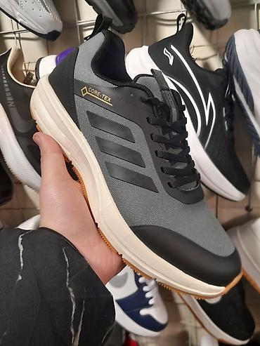 Мужские кроссовки, 40, 40.5, 41, Adidas, Новый, цвет - Зеленый, Самовывоз, Бесплатная доставка, Платная доставка