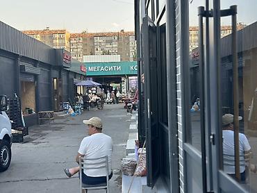 швейный станок: Сдается коммерческое помещение рынок ортосай, 
21 кв — 6