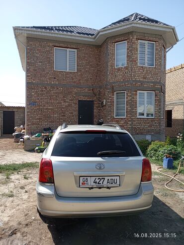 срочно продаю в связи с переездом: Toyota Avensis: 2004 г., Автомат, Бензин