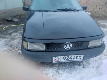 гид: Volkswagen Passat: 1991 г., 1.8 л, Механика, Бензин, Седан