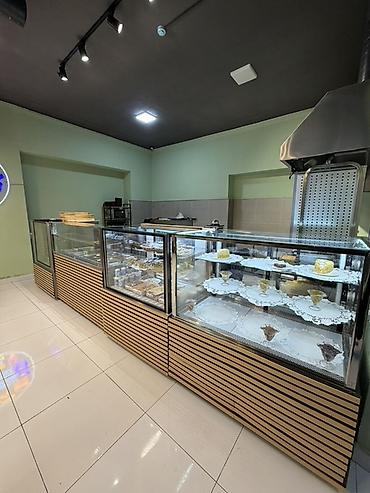 qara qaraev: Hazir Ailevi Restoran Biznesi satılır 65 mn Ayliq icarısi 3 mn mıkan — 6