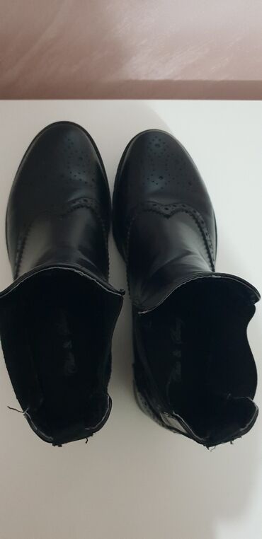 Gležnjače: Gležnjače, 38 — 20