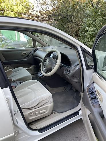 cl 63 2010: Toyota Harrier: 1998 г., 2.2 л, Автомат, Бензин, Кроссовер — 9