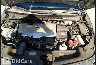 Toyota: Toyota Prius: 2020 г., 1.8 л, Типтроник, Гибрид, Лифтбек — 3