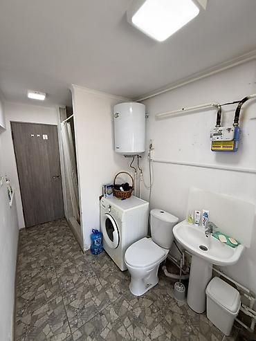 Продажа полдома: 🏡 Продаётся полдома в престижном районе Район нижний (15мин от ЦУМа) — 12