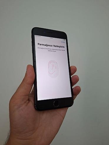 iphone 8 pus: IPhone 8 Plus, 64 GB, Qara, Barmaq izi, Simsiz şarj — 3