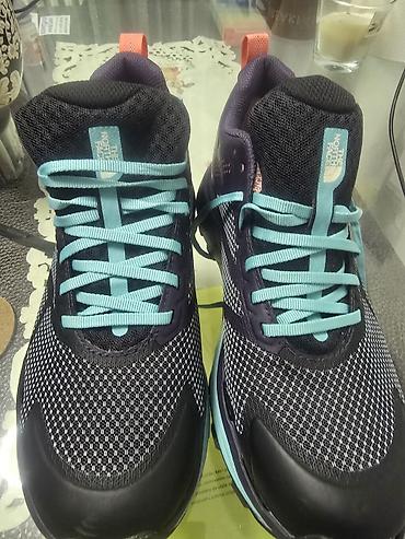 Patike: Prodajem ženske patike The north face, broj 40 evropski, US 9, nove — 1