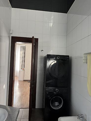 Продажа коттеджей и домов: Продается дом, центр. Рядом ТЦ Азия Молл, в 3 минутах от проспекта — 24