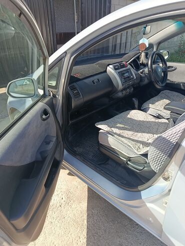 сиденья хонда одиссей: Honda Fit: 2003 г., 1.3 л, Вариатор, Бензин, Хэтчбэк