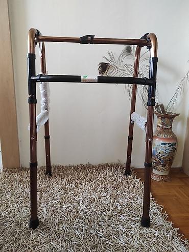 Walkers, crutches, walking sticks, rollators: Hodalica za odrasle – sklopiva, podesiva visina -polovna, nekoriscena — 1
