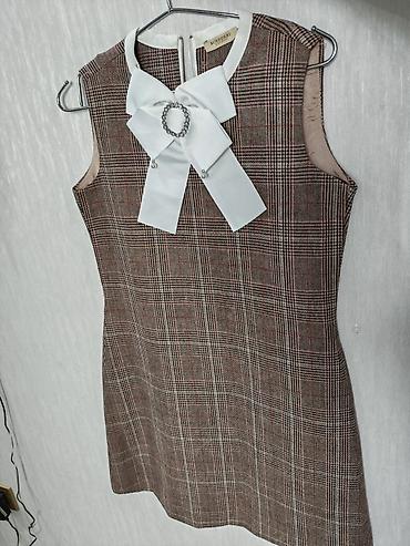 nike papaqlar: Gündəlik don, Midi, Burberry, M — 1