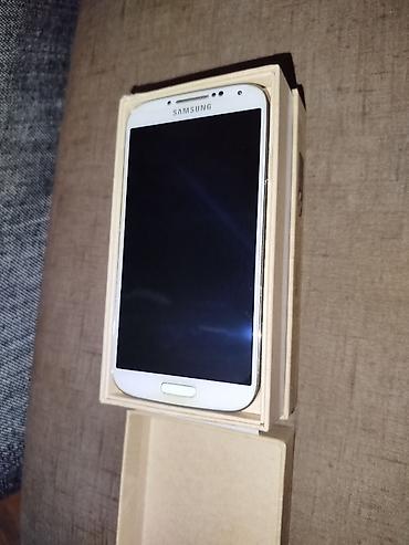 siemens s4: Samsung I9500 Galaxy S4, 16 GB, rəng - Ağ — 3